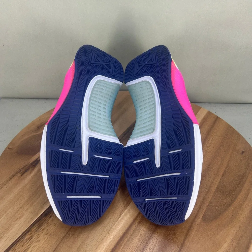 Nike Metcon 9 Mens Training Shoes White Pink Yellow Blue DZ2617-102 Size 10